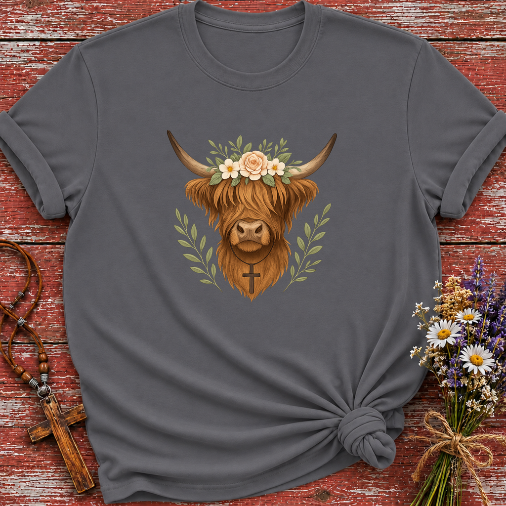 Highland Cow Cross Necklace T-Shirt